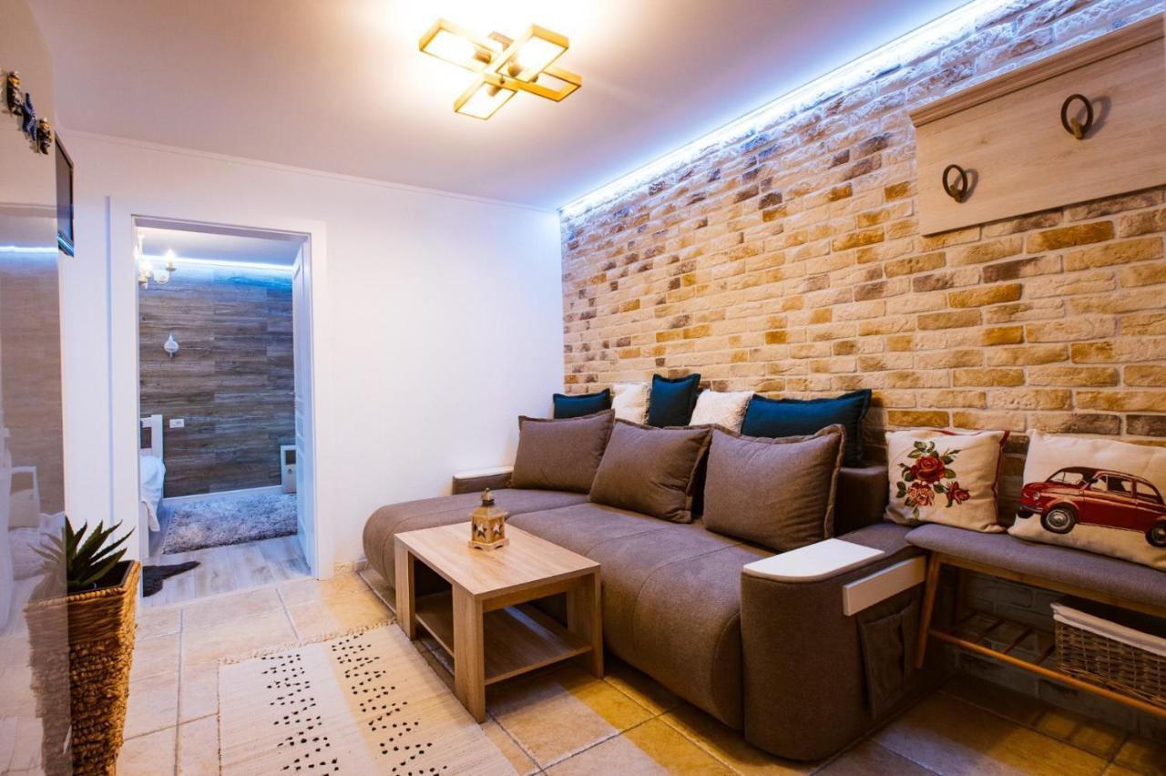Apartament Maria Alba Iulia Eksteriør bilde